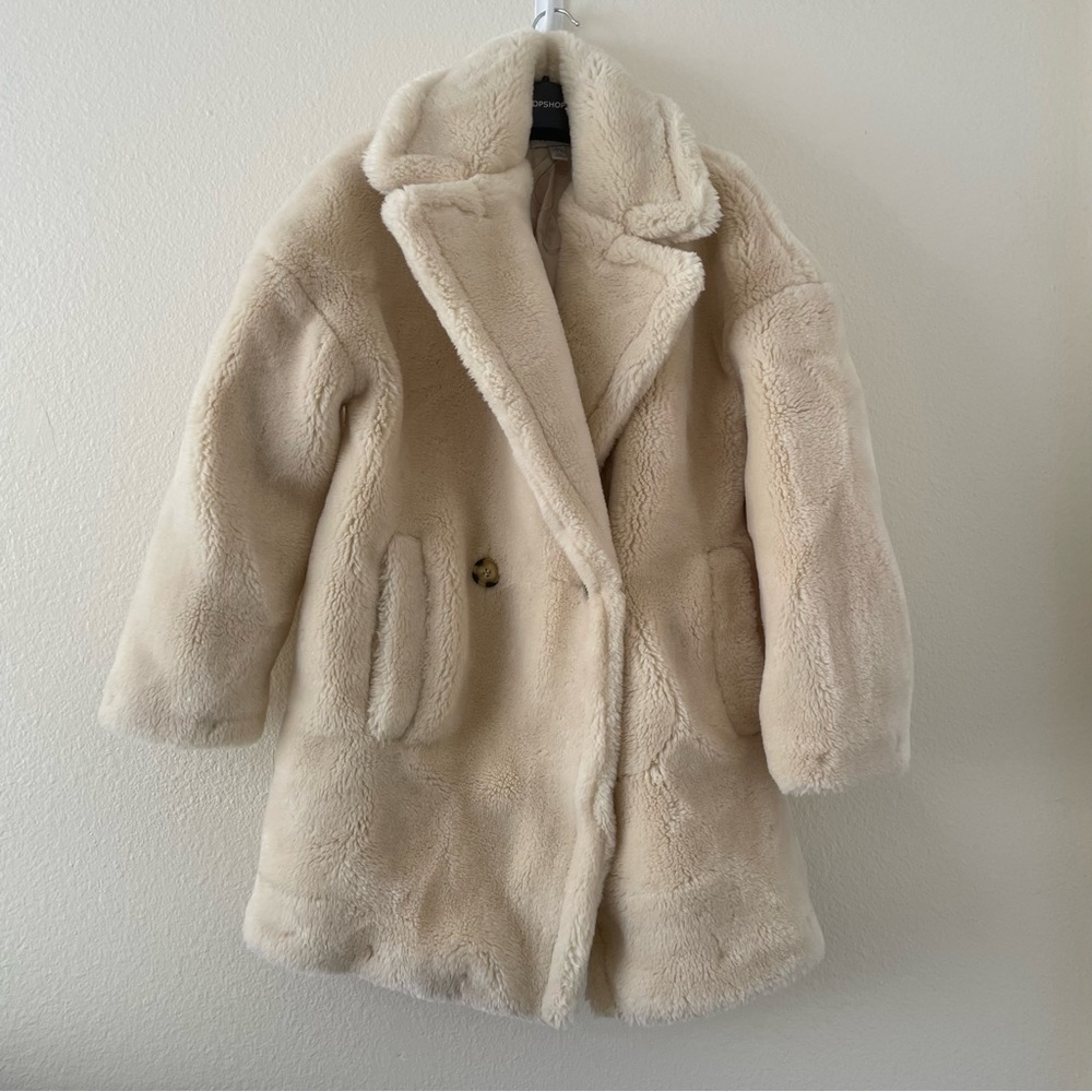 NWOT Topshop Borg cream faux fur winter coat size 0